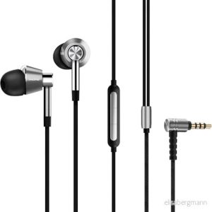 1MORE Trippel drivrutin in ear hörlurar Hi Res med hög upplösning, basdrivet ljud, MEMS mikrofon, line fjärrkontroll, High Fidelity för smartphones/PC/surfplatta E1001 silver 190280100337 1MORE Trippel drivrutin in ear hörlurar Hi Res med hög upplösning, basdrivet ljud, MEMS mikrofon, line fjärrkontroll, High Fidelity för smartphones/PC/surfplatta E1001 silver 190280100337